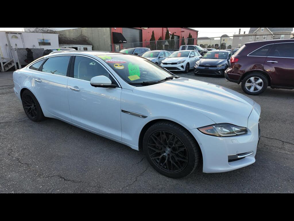 2016 Jaguar XJ XJL Portfolio