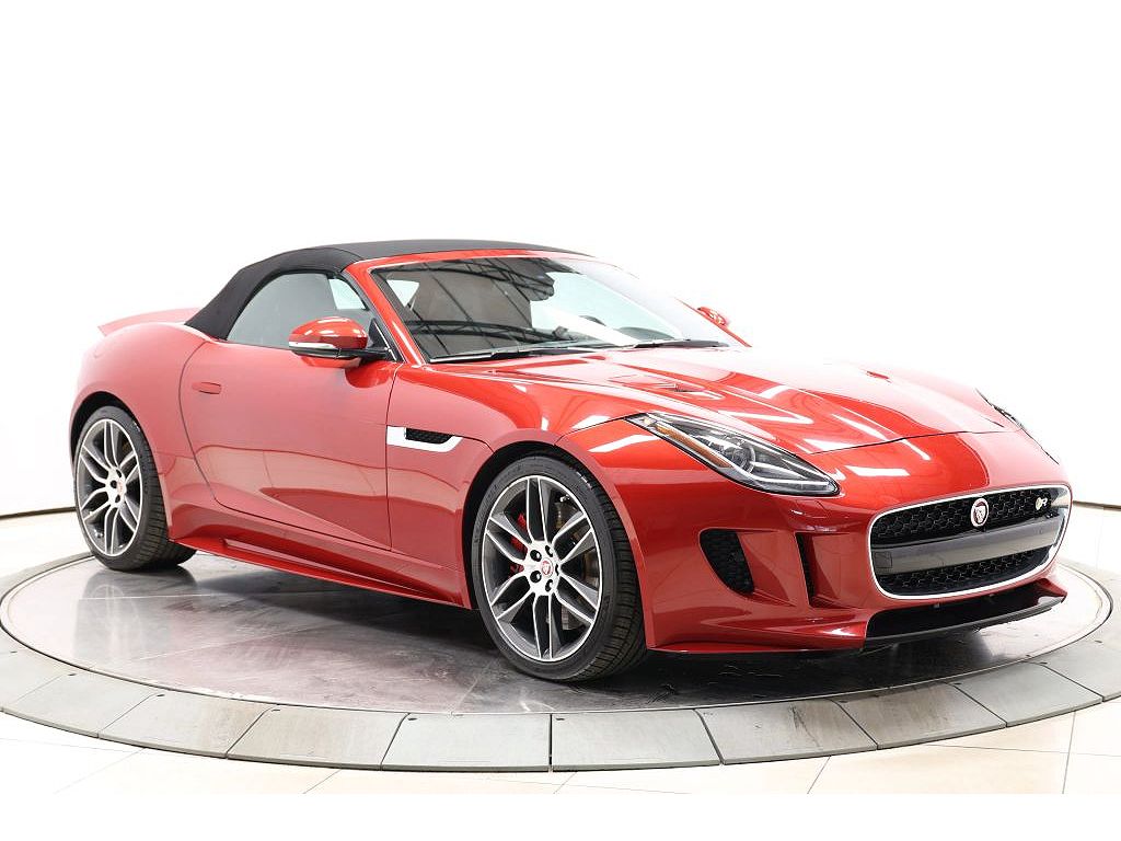 2016 Jaguar F-TYPE R