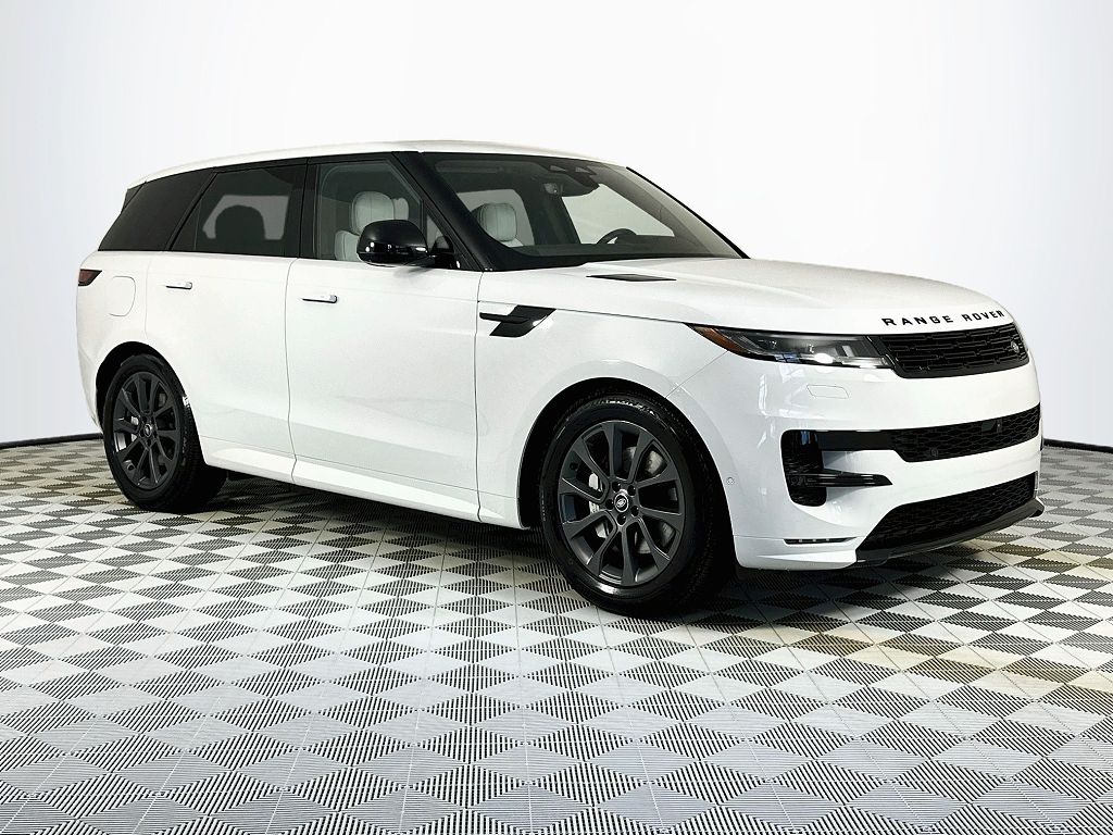 2025 Land Rover Range Rover Sport P460e Dynamic SE