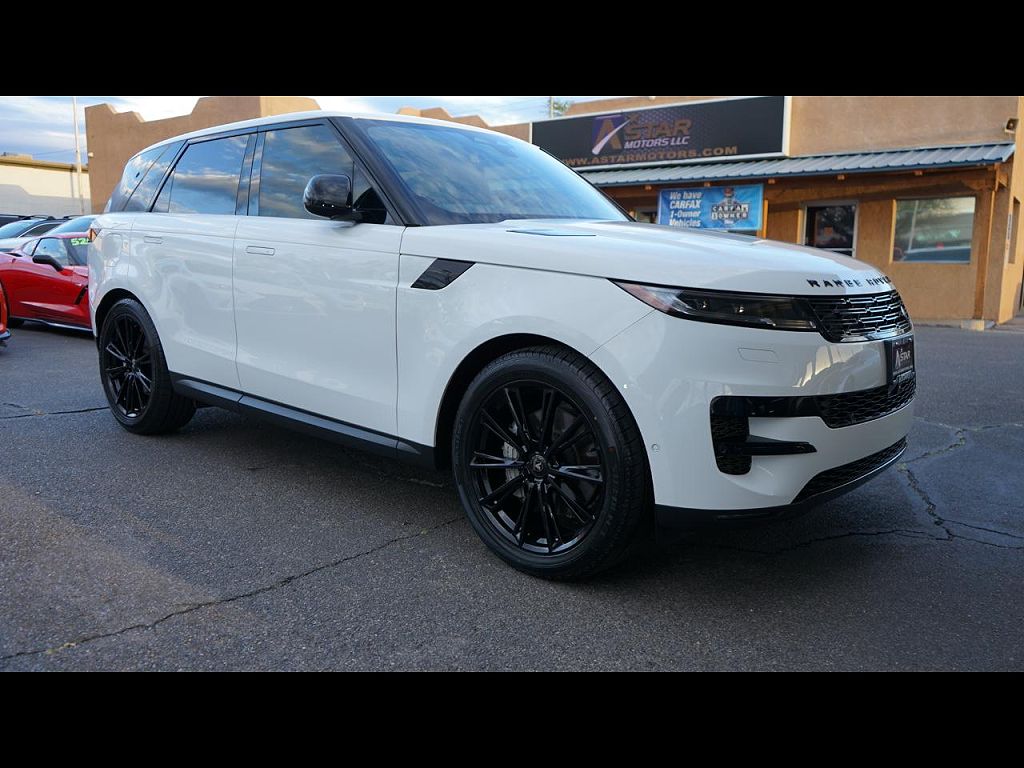 2025 Land Rover Range Rover Sport P360 SE