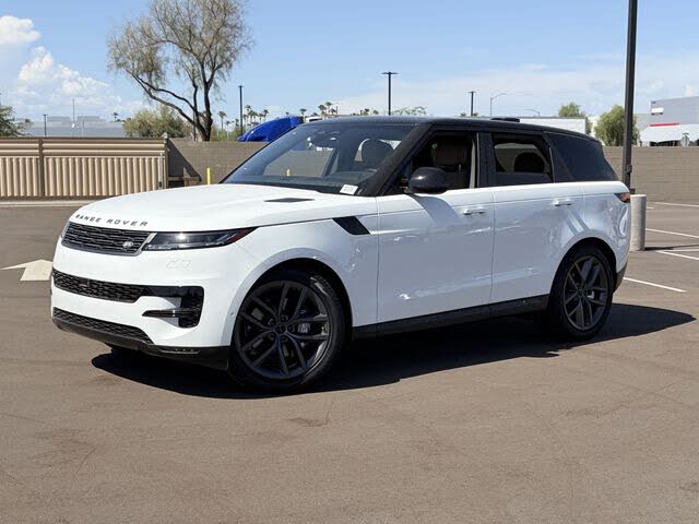 2026 Land Rover Range Rover Sport P360 SE