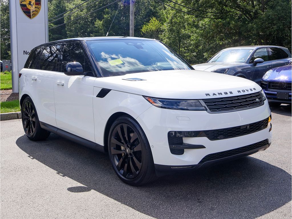 2025 Land Rover Range Rover Sport P360 SE