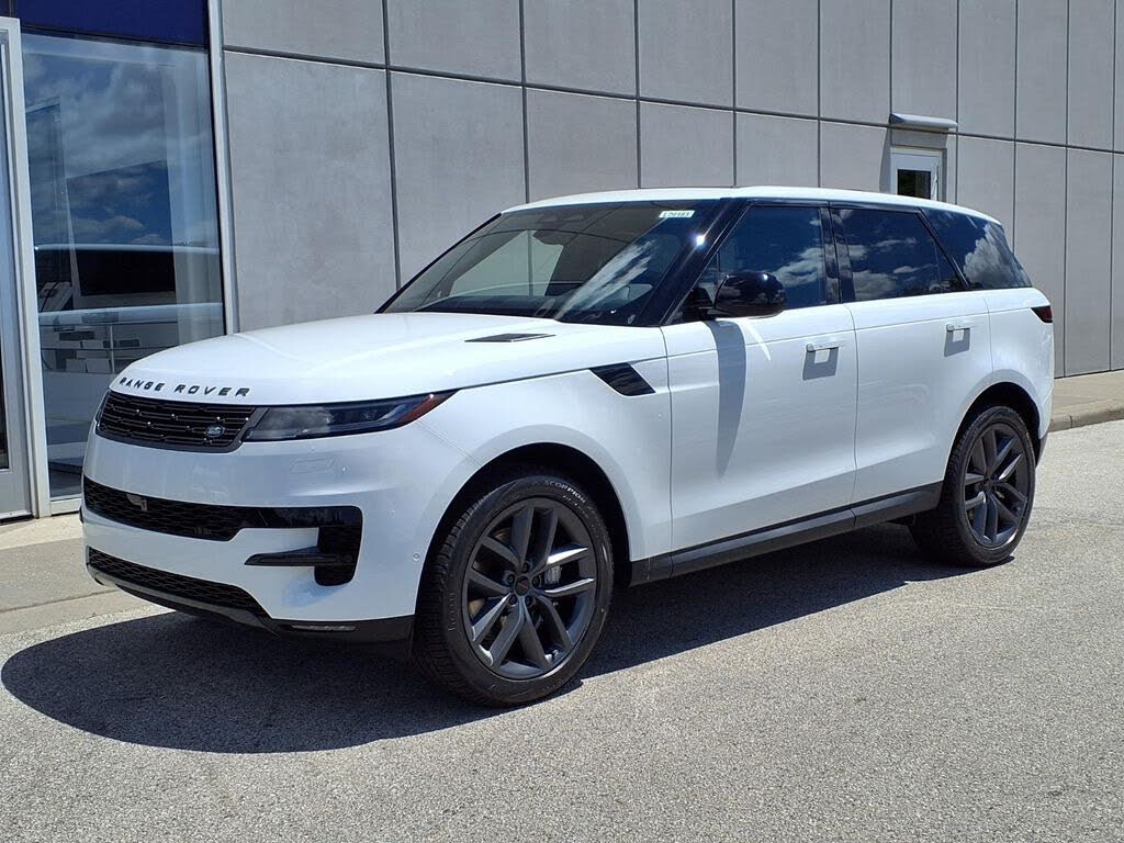 2026 Land Rover Range Rover Sport P360 SE
