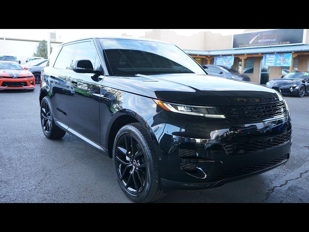 2024 Land Rover Range Rover Sport P360 SE