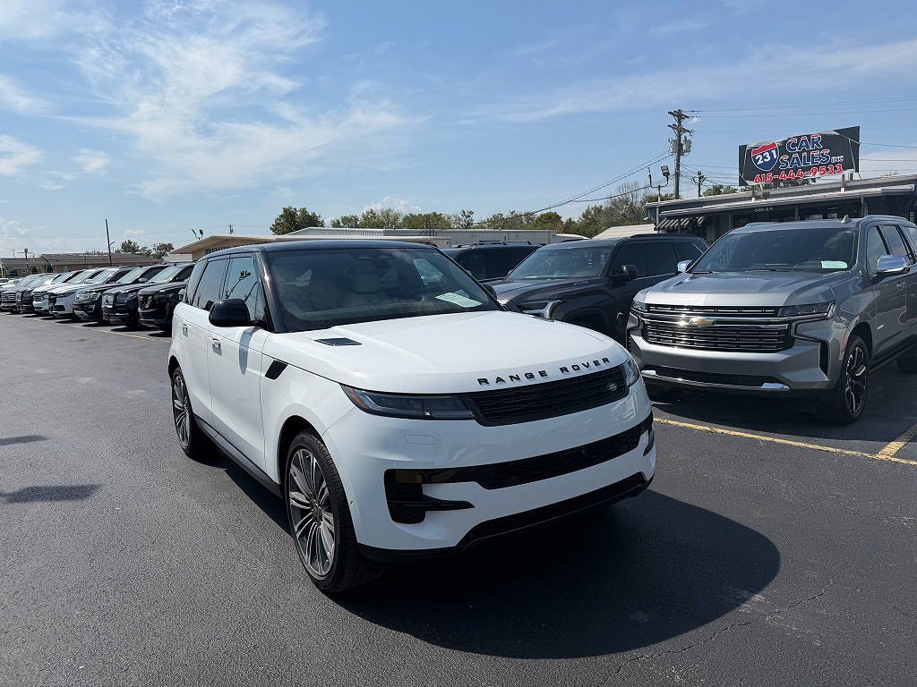 2025 Land Rover Range Rover Sport P360 SE