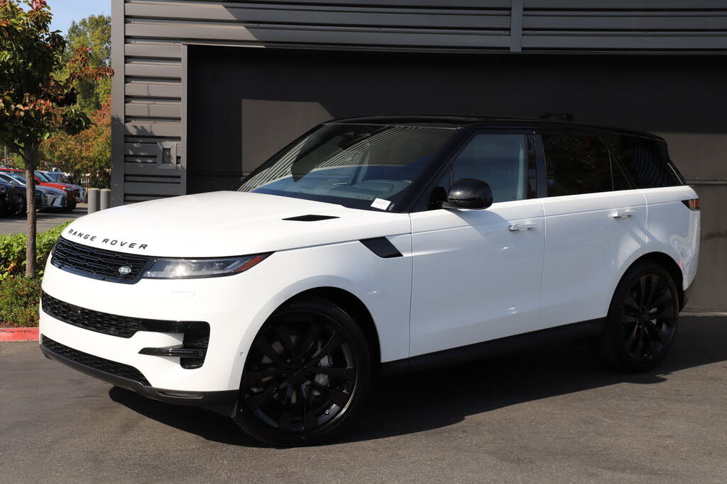 2026 Land Rover Range Rover Sport P360 SE