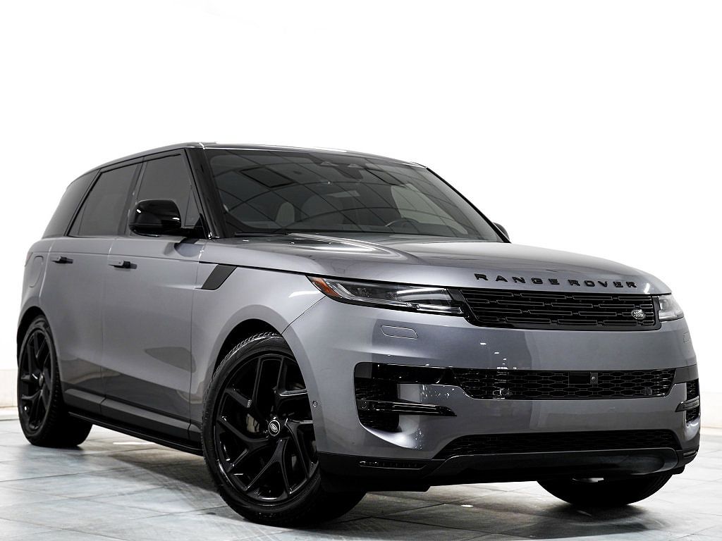 2024 Land Rover Range Rover Sport P360 SE