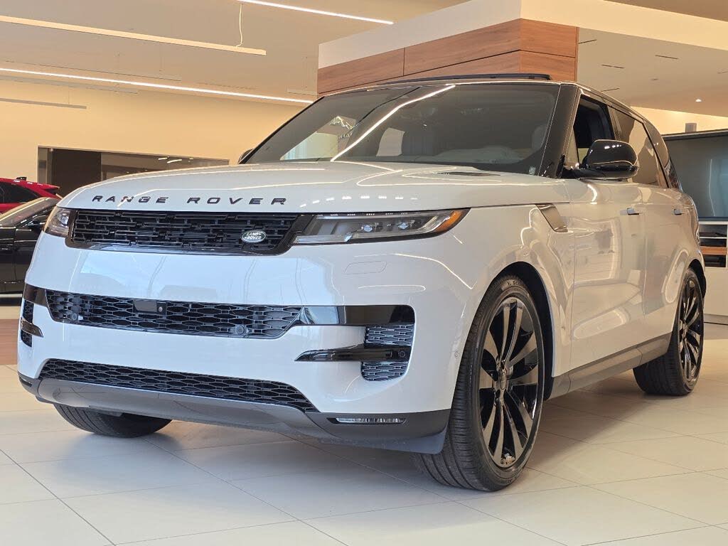 2026 Land Rover Range Rover Sport P360 SE