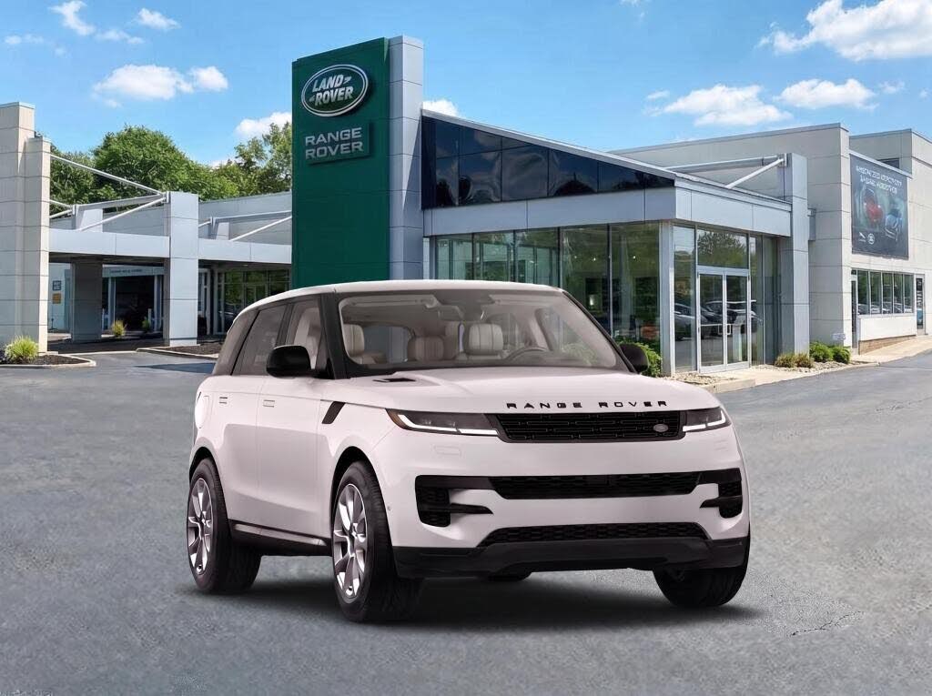2026 Land Rover Range Rover Sport P360 SE