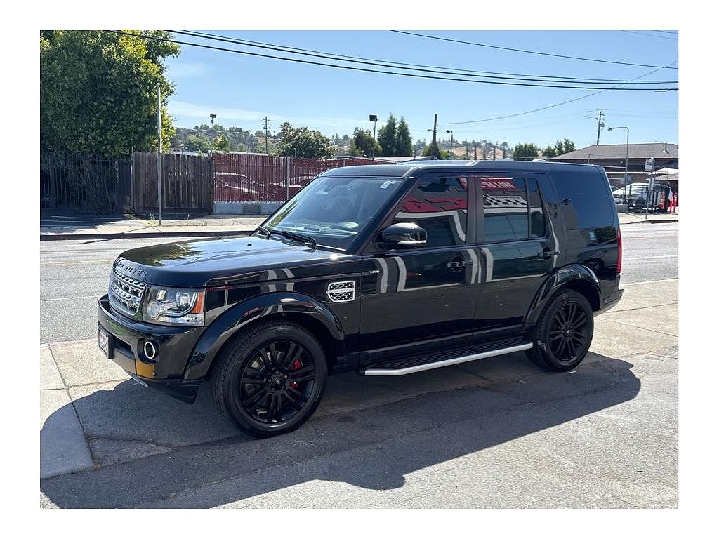 2016 Land Rover LR4 HSE LUX Sport Utility 4D