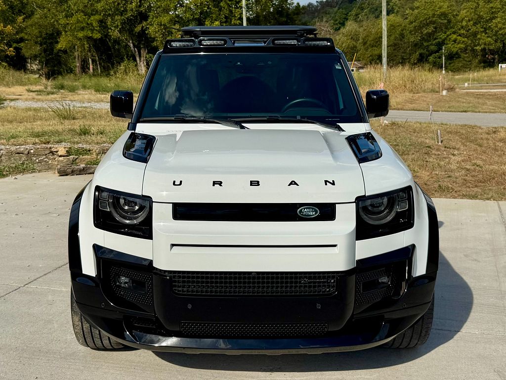 2023 Land Rover Defender 110 P400 X-Dynamic SE