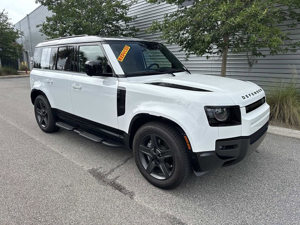 2026 Land Rover Defender X-Dynamic SE