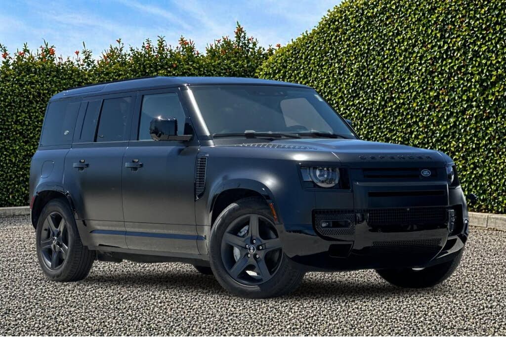 2024 Land Rover Defender 110 P400 X-Dynamic SE