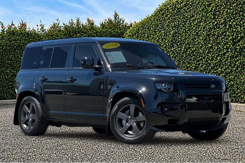 2024 Land Rover Defender 110 P400 X-Dynamic SE