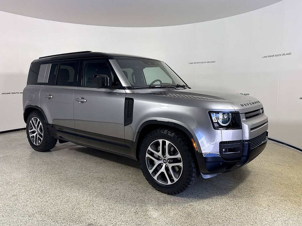 2025 Land Rover Defender 110 X-Dynamic SE
