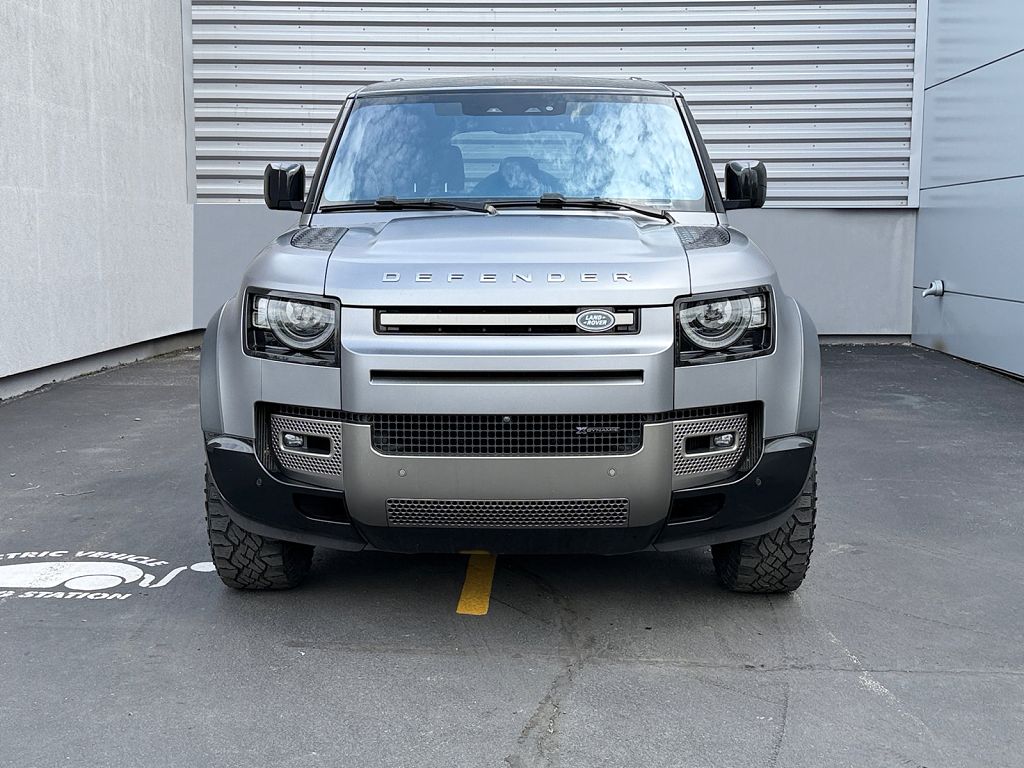 2022 Land Rover Defender 110 P400 X-Dynamic SE