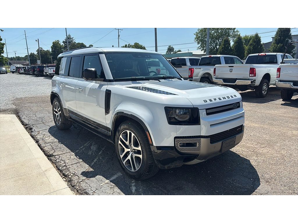 2022 Land Rover Defender 110 P400 X-Dynamic SE