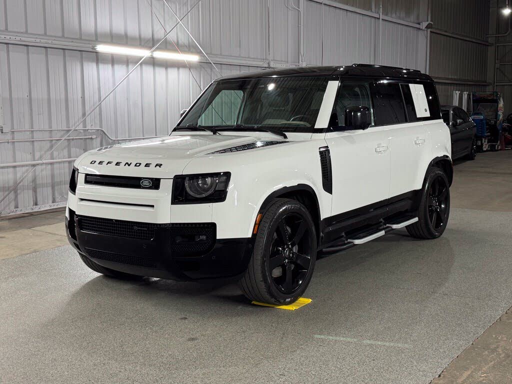 2023 Land Rover Defender 110 P400 X-Dynamic SE