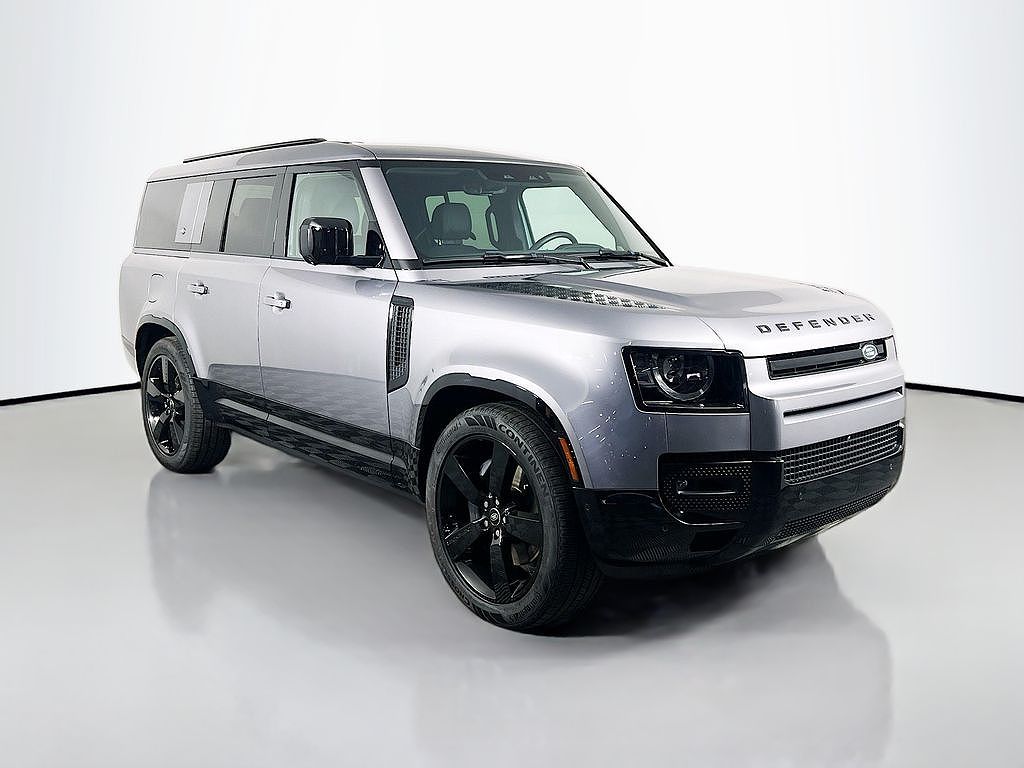2024 Land Rover Defender 130 X-Dynamic SE