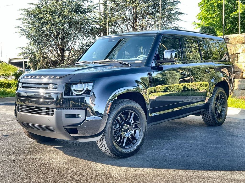 2026 Land Rover Defender 130 P400 X-Dynamic SE