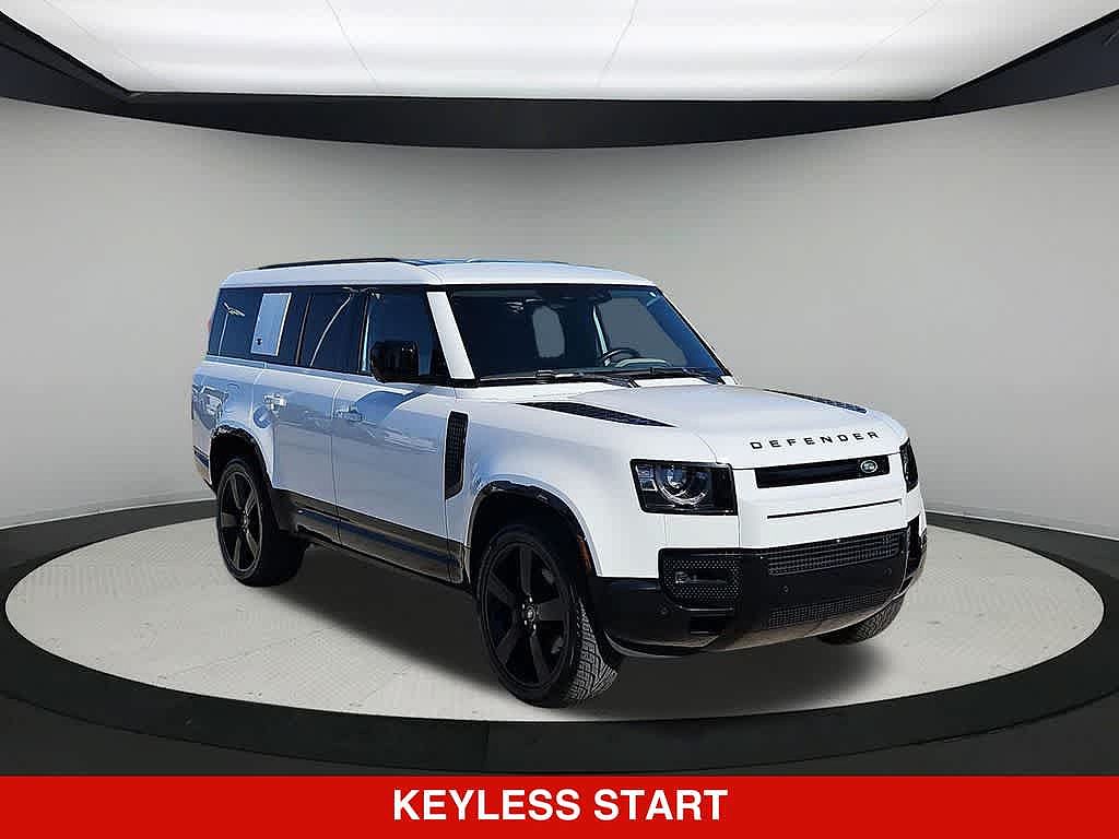 2024 Land Rover Defender 130 X-Dynamic SE