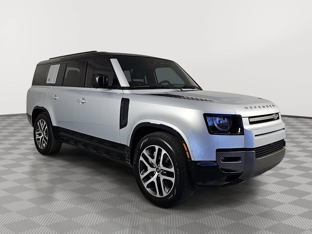 2024 Land Rover Defender 130 X-Dynamic SE