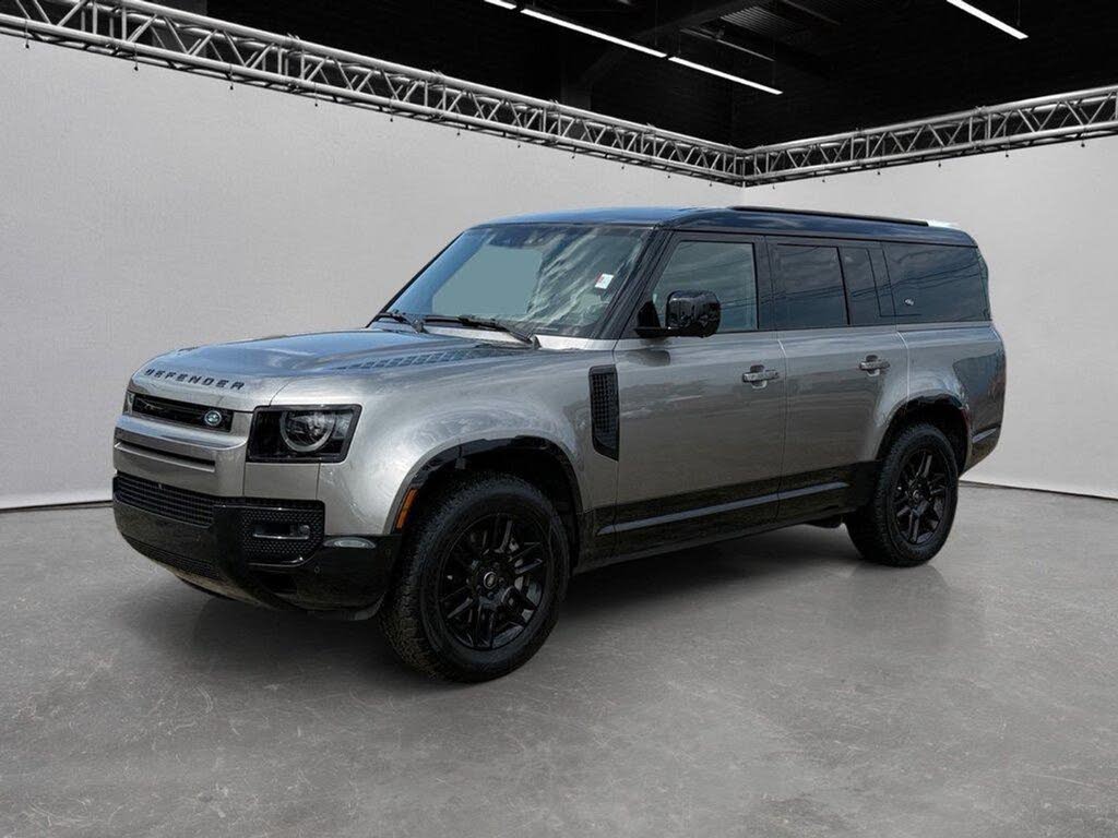 2024 Land Rover Defender 130 P400 X-Dynamic SE
