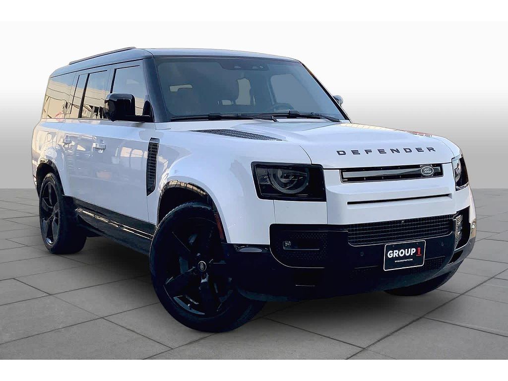 2024 Land Rover Defender 130 P400 X-Dynamic SE