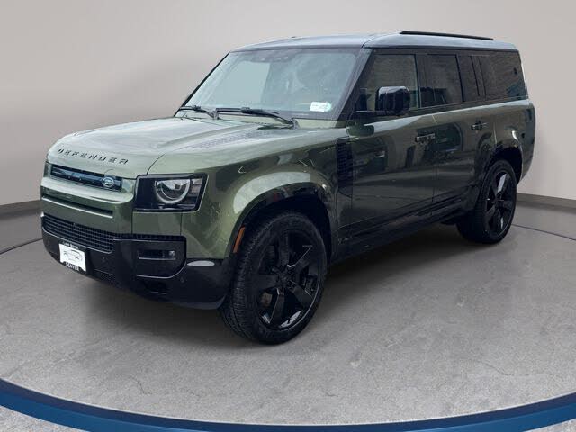 2026 Land Rover Defender 130 P400 X-Dynamic SE