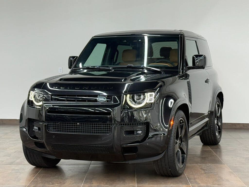 2024 Land Rover Defender 90 P525 V8