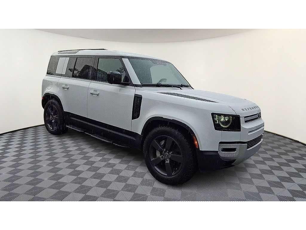 2025 Land Rover Defender 110 S