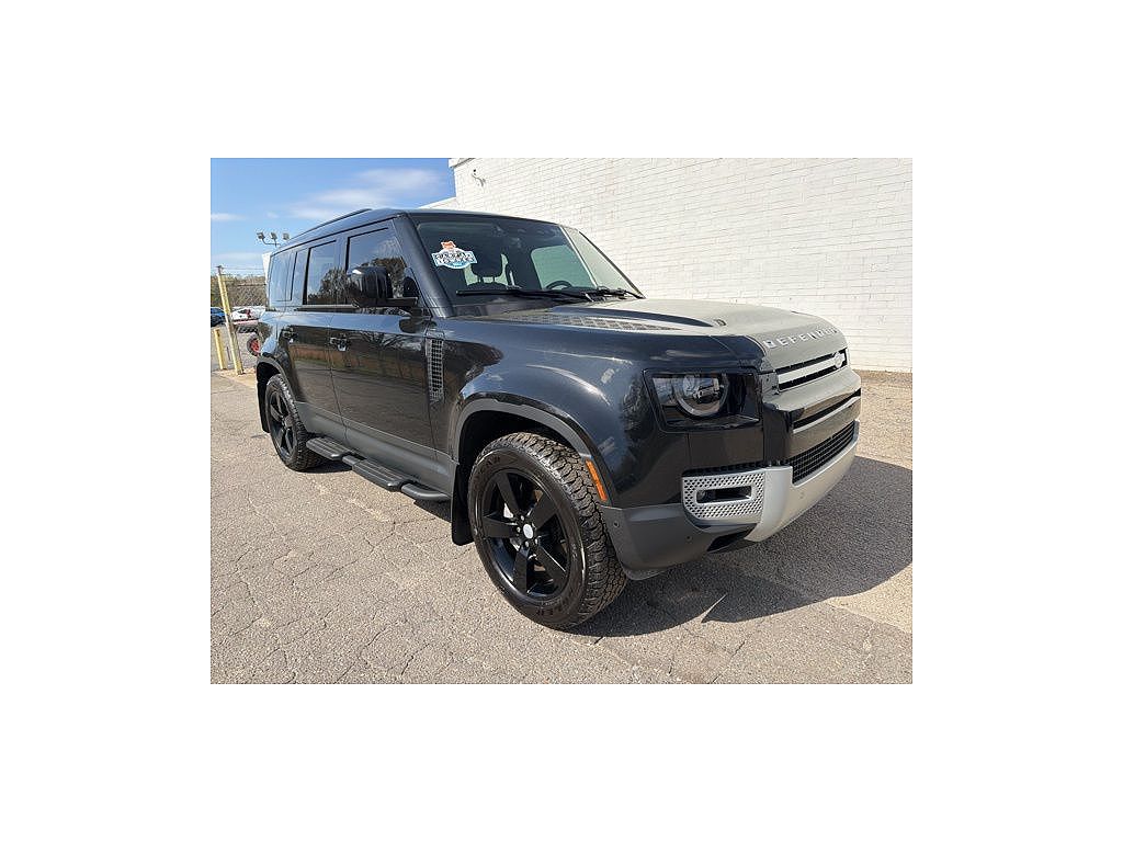 2025 Land Rover Defender 110 P400 S