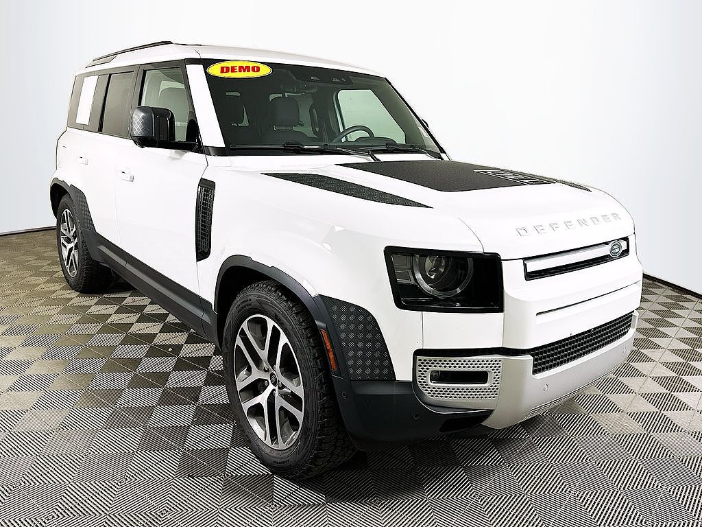 2025 Land Rover Defender 110 P400 S