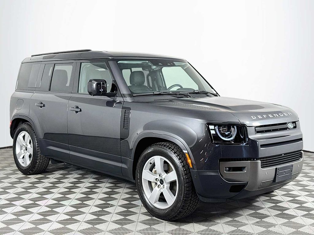 2026 Land Rover Defender 110 P300 S