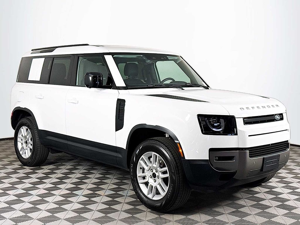 2026 Land Rover Defender 110 P300 S