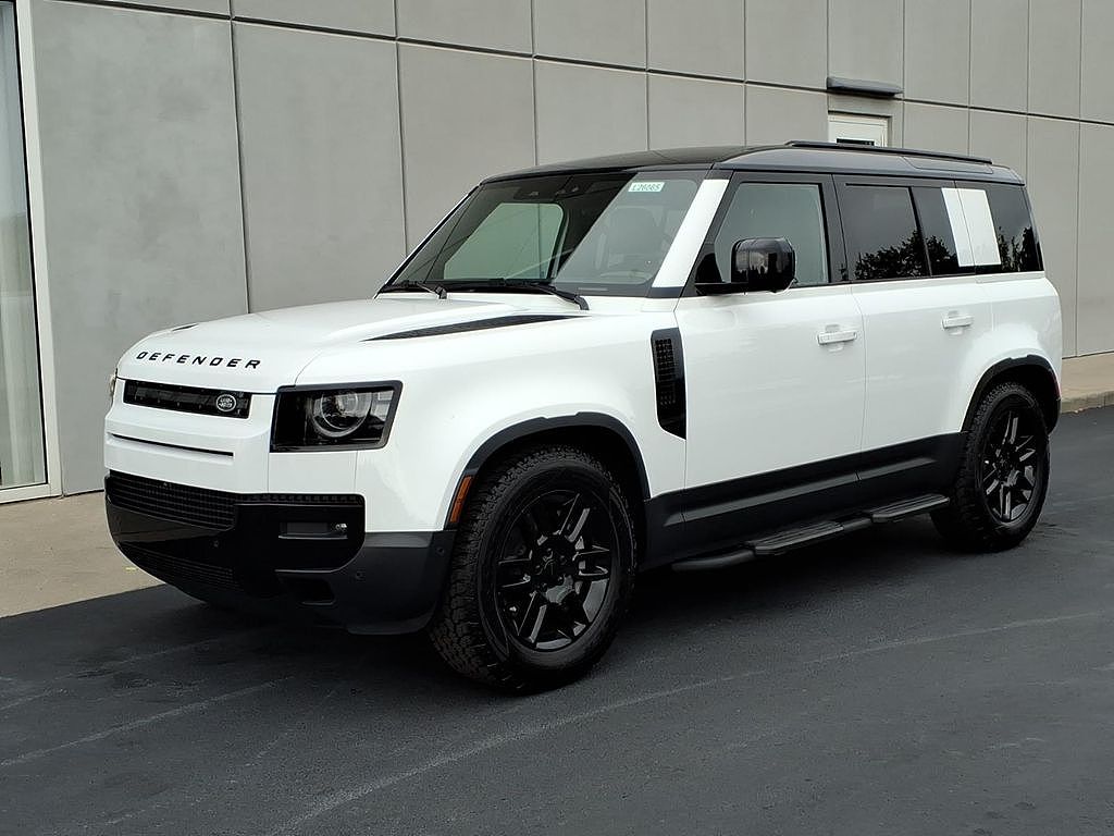 2026 Land Rover Defender 110 P300 S