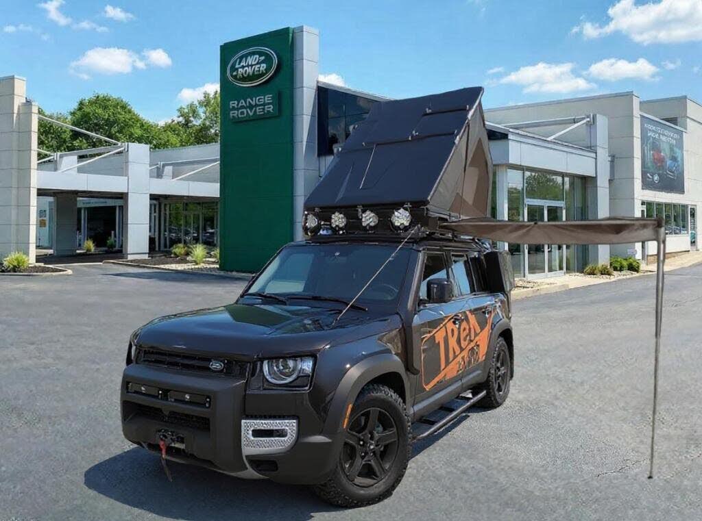 2023 Land Rover Defender 110 P300 S