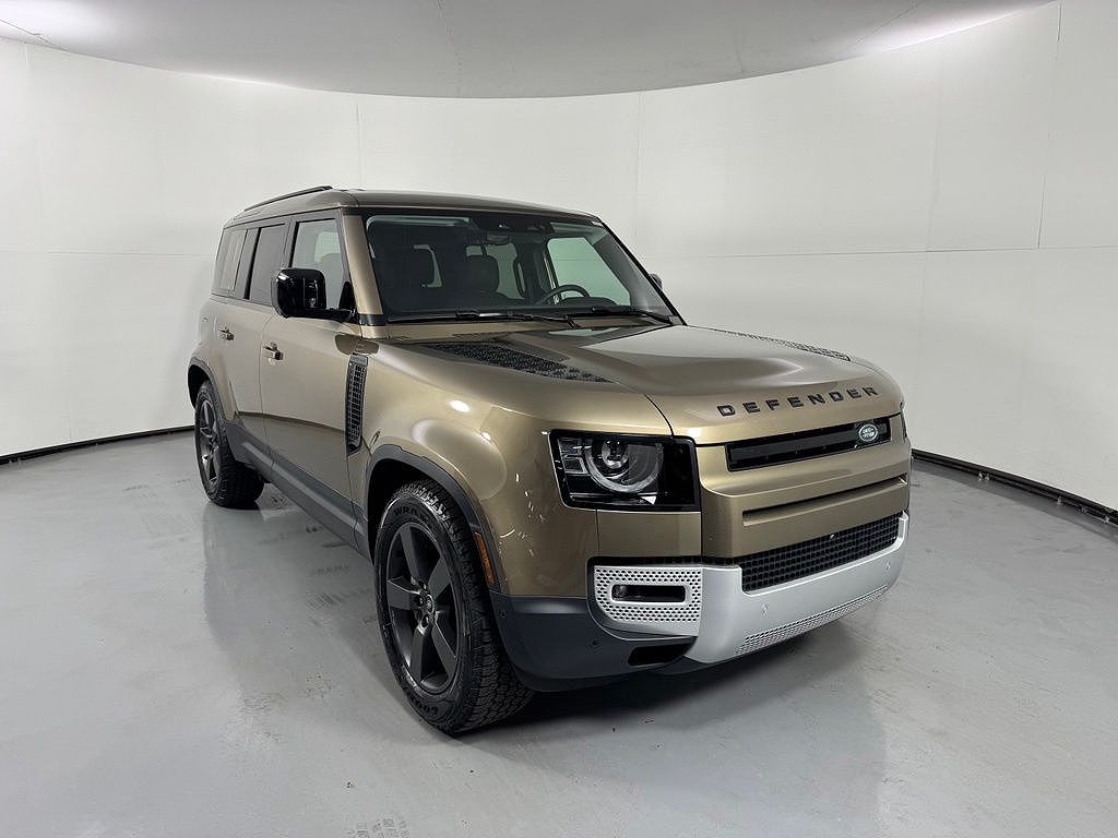 2025 Land Rover Defender 110 S