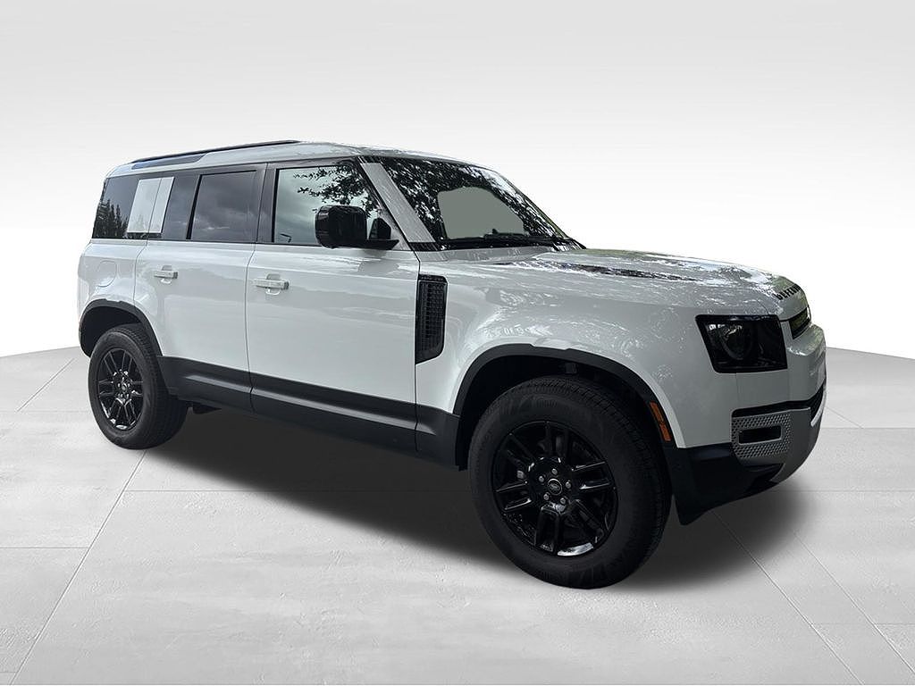 2025 Land Rover Defender 110 S