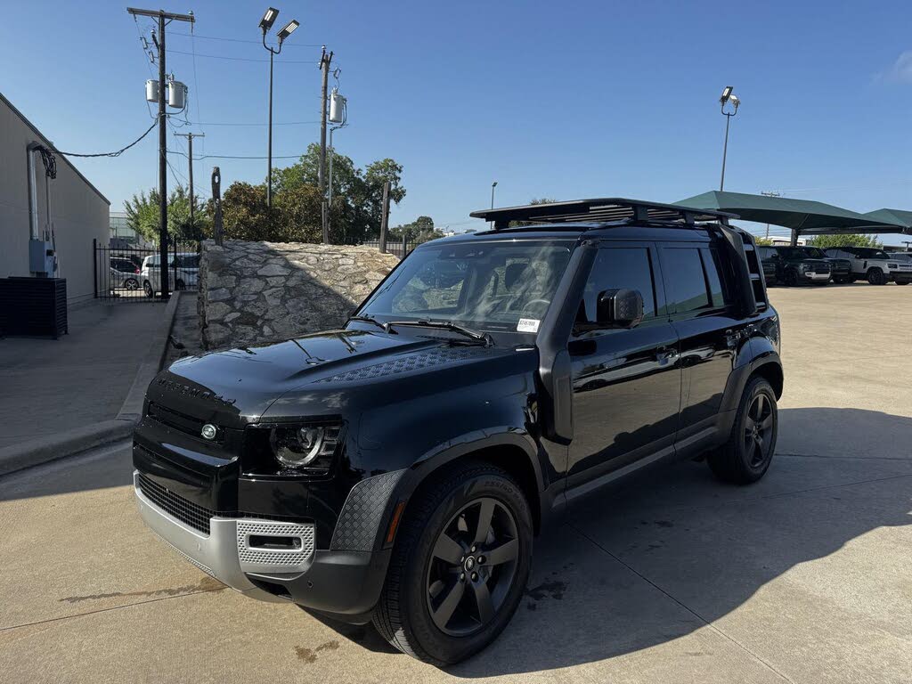 2025 Land Rover Defender 110 P300 S