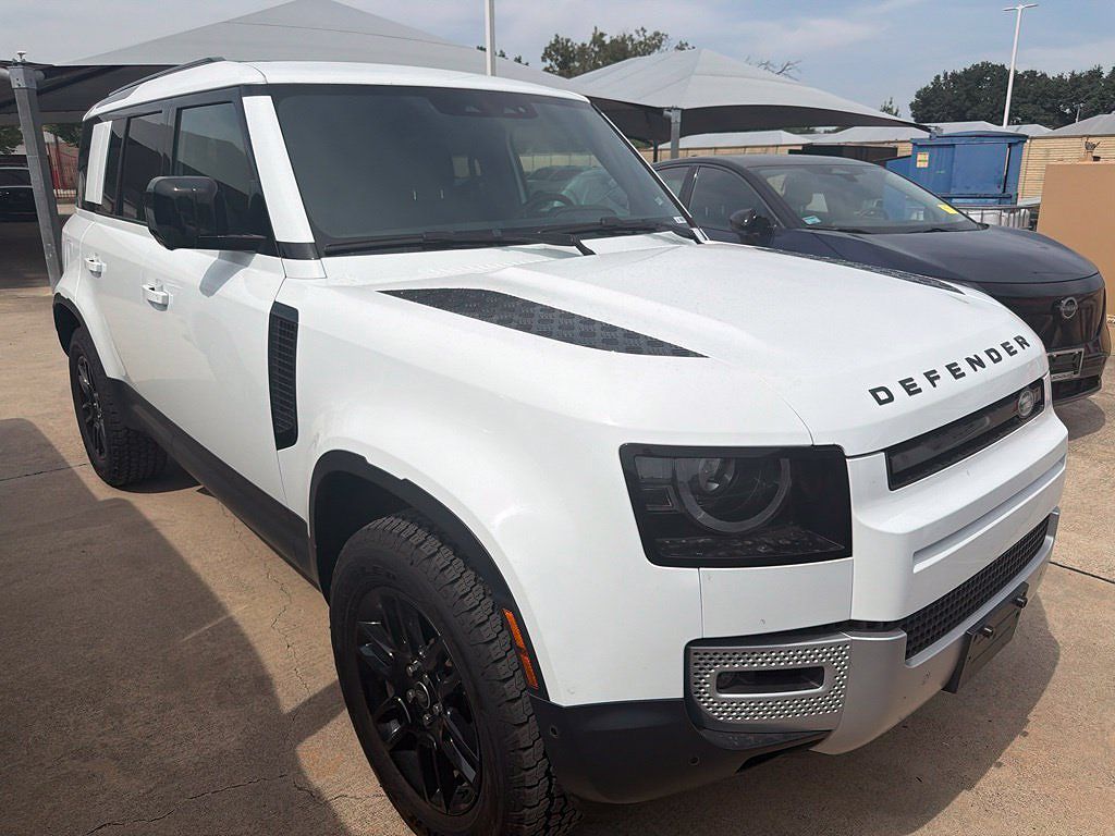 2025 Land Rover Defender 110 S