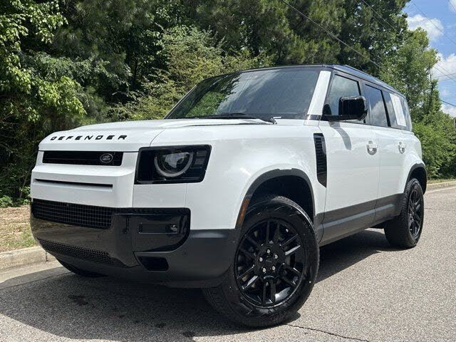 2026 Land Rover Defender 110 P300 S