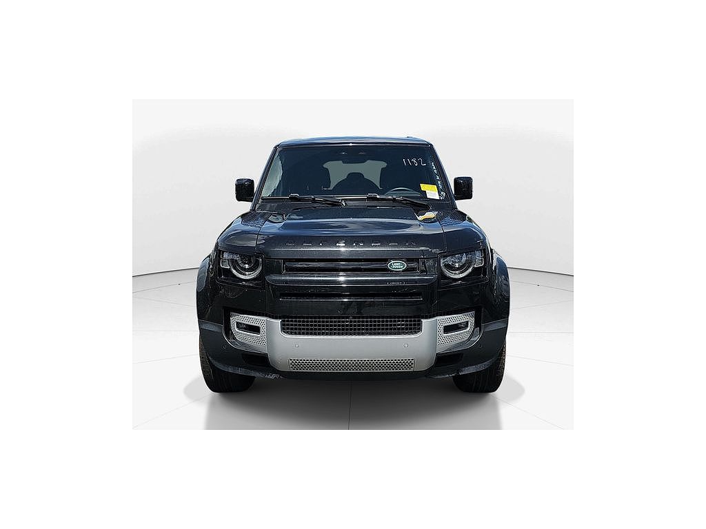 2025 Land Rover Defender 110 P300 S