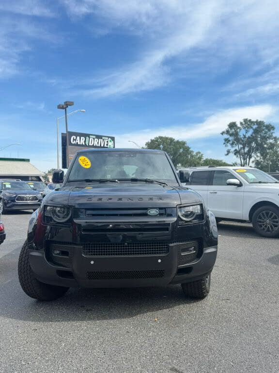 2024 Land Rover Defender 110 P300 S