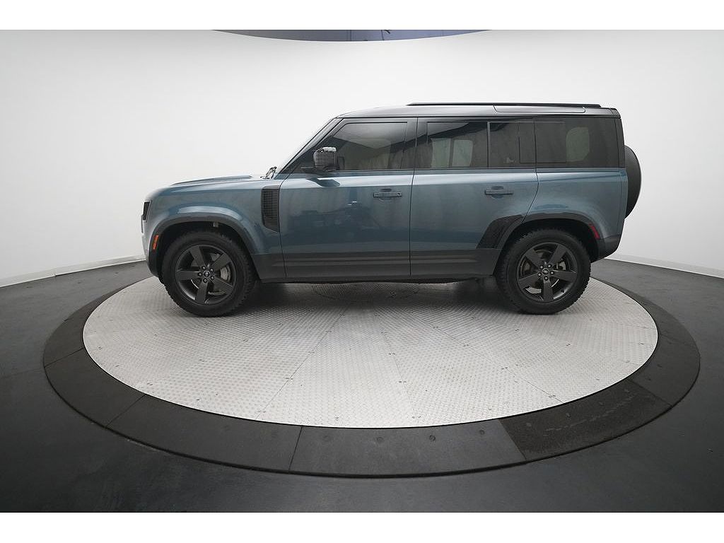 2025 Land Rover Defender 110 S