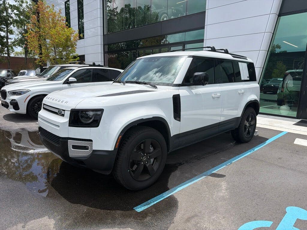 2025 Land Rover Defender 110 P300 S