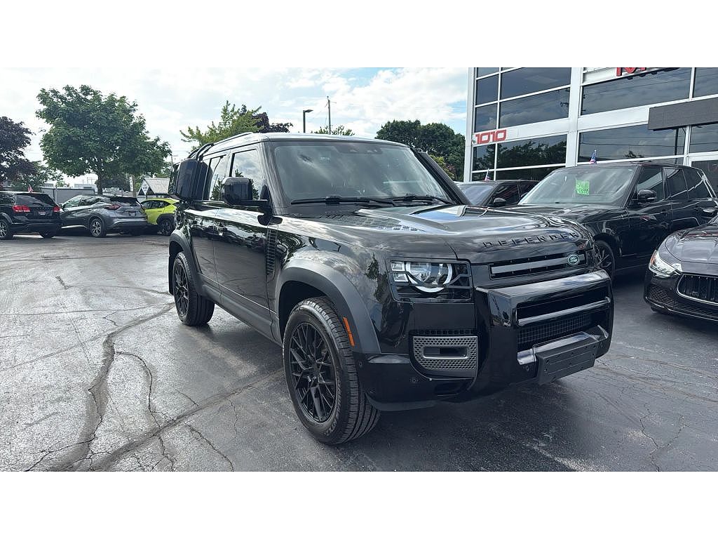 2022 Land Rover Defender 110 P300 S
