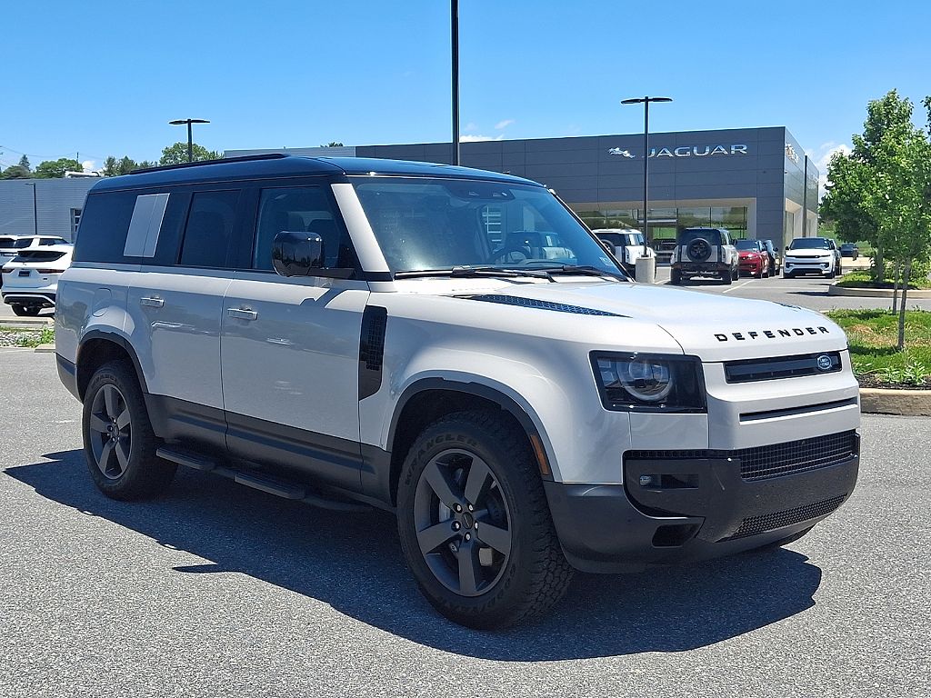 2026 Land Rover Defender 130 P300 S
