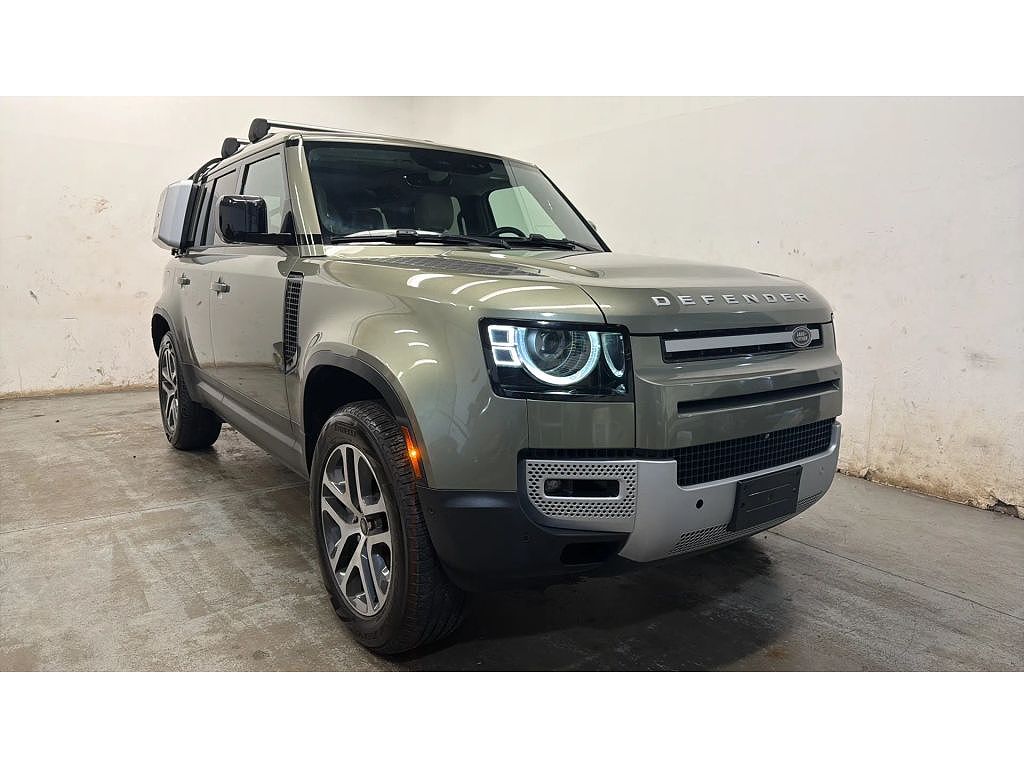 2023 Land Rover Defender 110 P400 SE