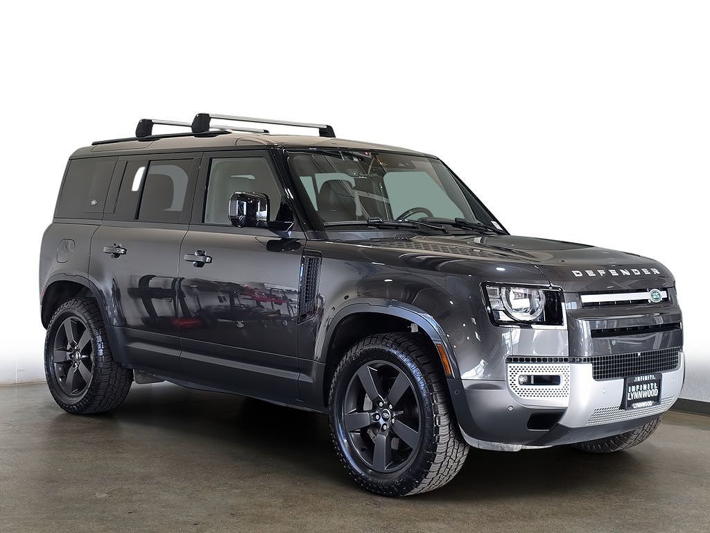 2023 Land Rover Defender 110 P400 SE